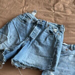 Levi's Button Up Shorts